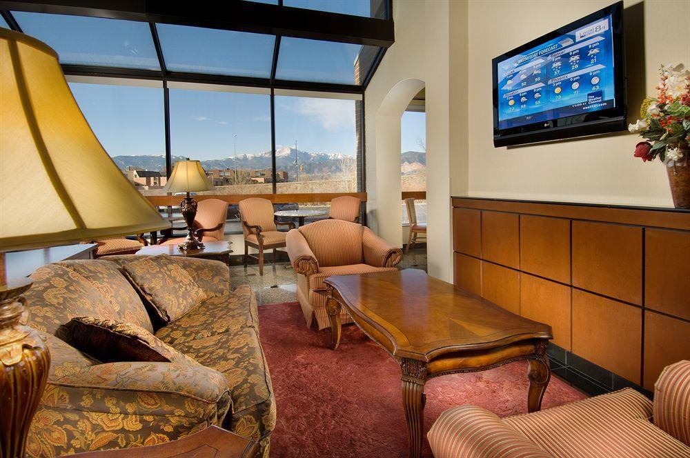 Hotel La Quinta By Wyndham Colorado Springs North Interior foto